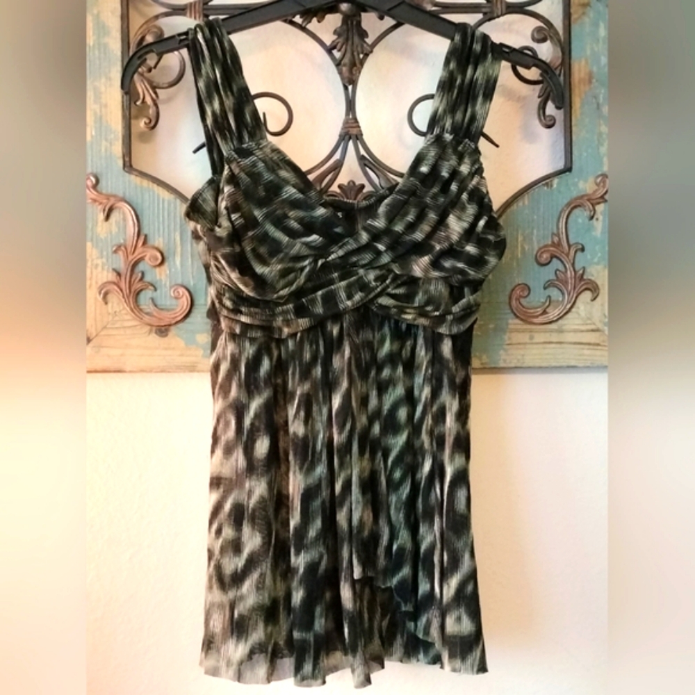 Express Hunter Green/Tan & Black Sleeveless Sheer Blouse.